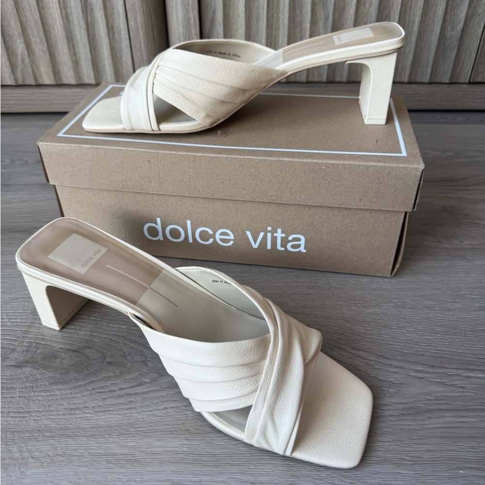 Dolce Vita Ivory Leather Heel